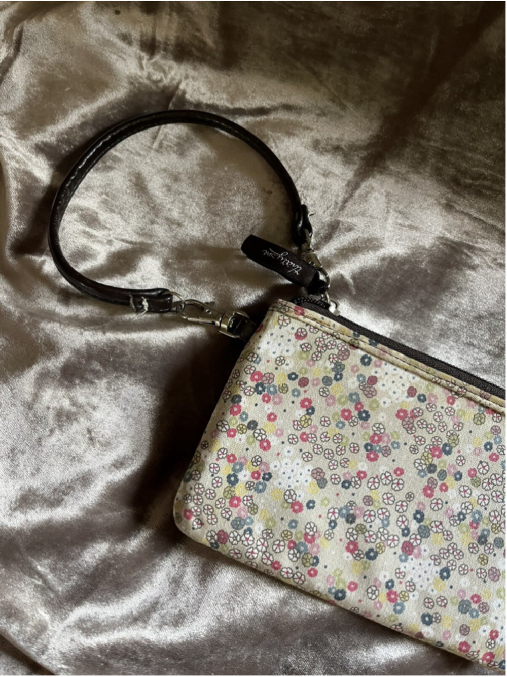 -One Wallet/Wristlet Brown, Beige & Small flowers W/Lots of Compartments CLEAN